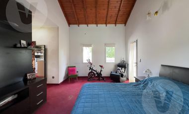 Casa en venta - Barrio Saint Thomas Sur, Canning