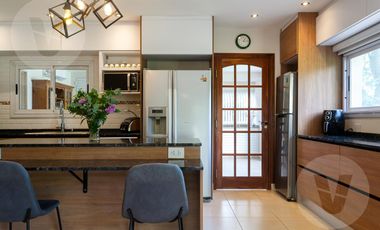 Casa en venta - Barrio Saint Thomas Sur, Canning