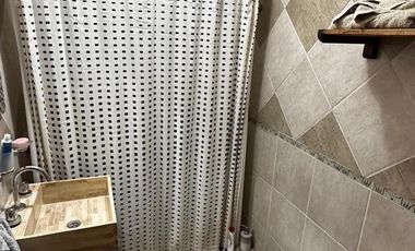 Casa de 5 ambientes en venta en Luis Guillon