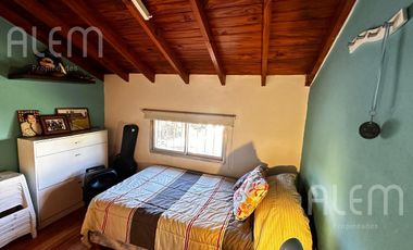 Casa de 5 ambientes en venta en Luis Guillon