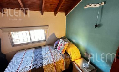 Casa de 5 ambientes en venta en Luis Guillon