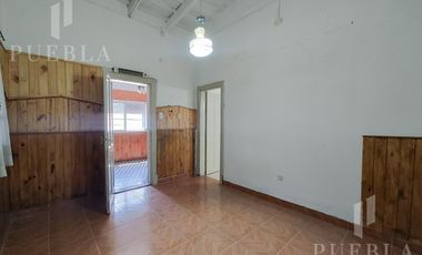 VENTA DE PH AL FONDO CON GRAN PARQUE DE 233M A RECICLAR. TURDERA-LOMAS DE ZAMORA.