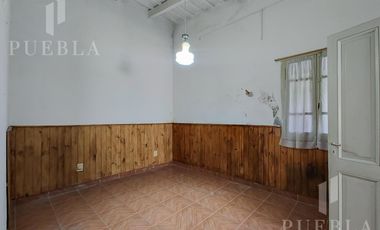 VENTA DE PH AL FONDO CON GRAN PARQUE DE 233M A RECICLAR. TURDERA-LOMAS DE ZAMORA.