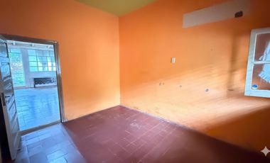 Casa de 3 dormitorios a restaurar en VENTA, Crisóstomo Álvarez al 2500, SMT