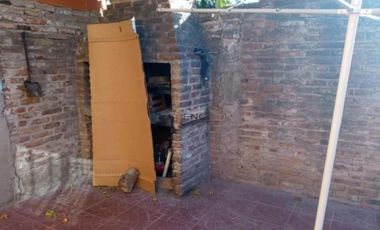 Casa en venta - 2 Dormitorios 1 Baño - Merlo