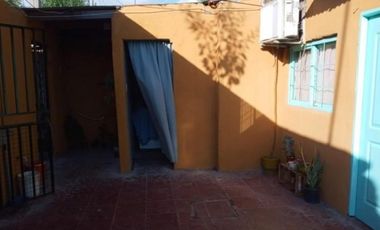 Casa en venta - 2 Dormitorios 1 Baño - Merlo