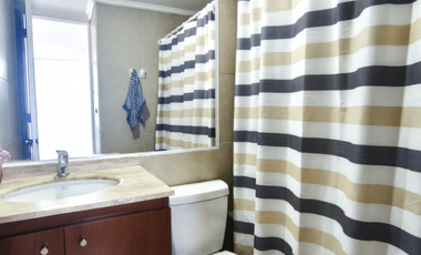 Departamento en arriendo c/ estacionamiento en Centro Histórico de Santiago