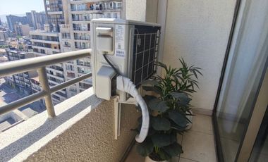 Departamento en arriendo c/ estacionamiento en Centro Histórico de Santiago