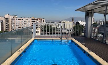 Departamento en venta c/ estacionamiento en Centro Histórico de Santiago