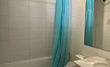 Departamento en venta c/ estacionamiento en Centro Histórico de Santiago