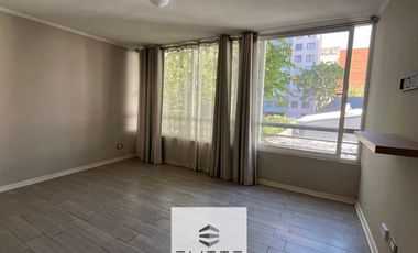 Departamento en venta c/ estacionamiento en Centro Histórico de Santiago