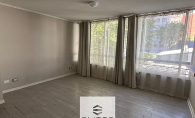 Departamento en venta c/ estacionamiento en Centro Histórico de Santiago