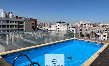 Departamento en venta c/ estacionamiento en Centro Histórico de Santiago