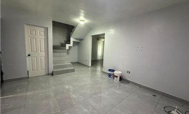 CASA EN RENTA CUMBRES ELITE SECTOR VILLAS