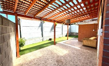 ARRIENDO - CASA COND. ALTO LAGUNA - CURAUMA - 3D 3B 3E