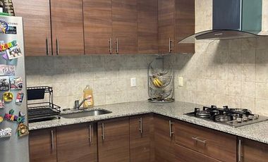 Renta Casa 3 Recámaras en Tesistán Country Residencial con Alberca y Excelente Ubicación