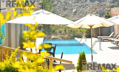 VENTA DE HOTEL EN LUNAHUANÁ CON PISCINA Y ACCESO AL RIO CAÑETE, LIMA, PERÚ