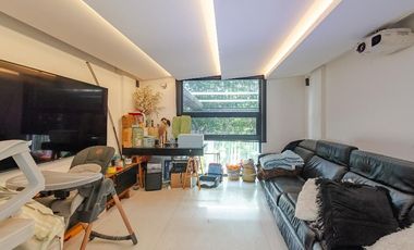 Casa con alberca y cava en la colonia florida