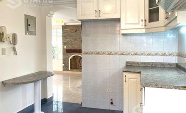 Se renta casa en Conjunto 148 m², 3 Dorm., 1 garaje, sector El Condado $570