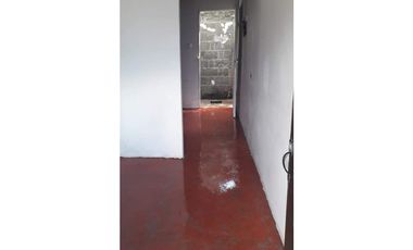 CASA CON APARTAMENTO EN VENTA EN LOS ROBLES MONTERA