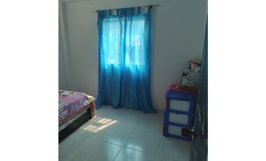 CASA CON APARTAMENTO EN VENTA EN LOS ROBLES MONTERA