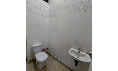 Vendo bodega en Mocari + 2 apartamentos