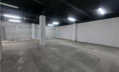 Vendo bodega en Mocari + 2 apartamentos