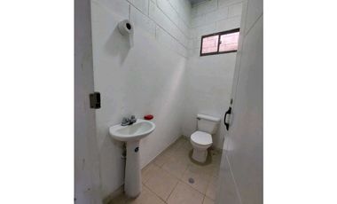 Vendo bodega en Mocari + 2 apartamentos