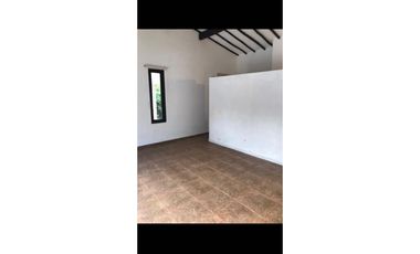 Casa campestre en venta en conjunto cerrado en Montería