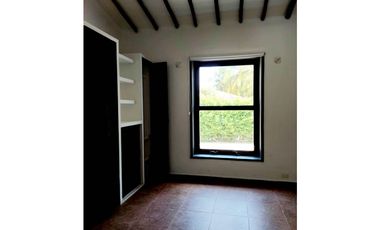 Casa campestre en venta en conjunto cerrado en Montería