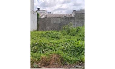 Vende lote en campo alegre CALLE PAVIEMNTADA en Monteria