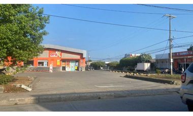 CASA EN VENTA CON EXCELENTE UBICACIÓN EN LA MARGEN IZQUIERDA