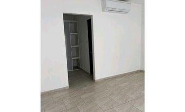 Casa EN VENTA de 332 M2  de dos pisos en PLANETA RICA