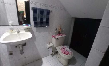 CASA EN VENTA  LA CASTELLANA EN MONTERIA CERCA AL COLEGIO VALLE GRAND
