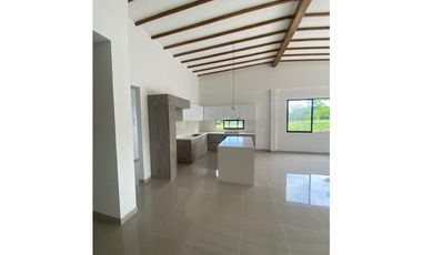 CASA CAMPESTRE EN VENTA  A POCOS MINUTOS DEL CC NUESTRO MONTERIA