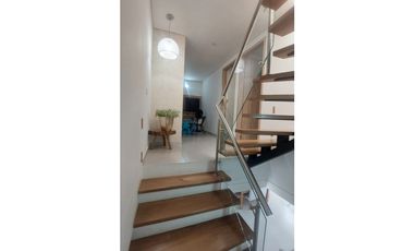 CASA EN VENTA EN CONJUNTO RESIDENCIAL CERCA A PICACHO