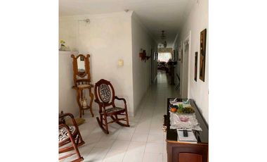 CASA EN VENTA EN LOS LAURELES CERCA AL CC ALAMEDAS DEL SINU
