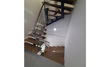 VENDE CASA CON JACUZZI, AL NORTE DE MONTERIA