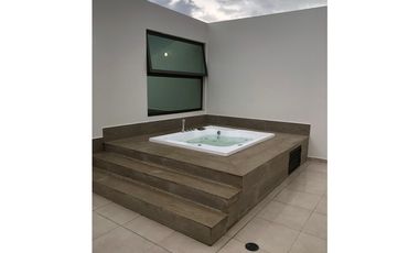 VENDE CASA CON JACUZZI, AL NORTE DE MONTERIA
