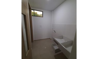 VENDE CASA CON JACUZZI, AL NORTE DE MONTERIA