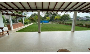 VENDE CASA EN CONJUNTO CERRADO VIA  A PLANETA RICA