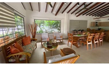 VENDE CASA EN CONJUNTO CERRADO VIA  A PLANETA RICA