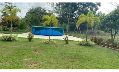 VENDE CASA EN CONJUNTO CERRADO VIA  A PLANETA RICA