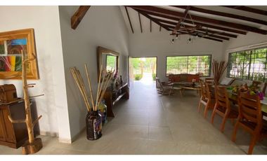 VENDE CASA EN CONJUNTO CERRADO VIA  A PLANETA RICA