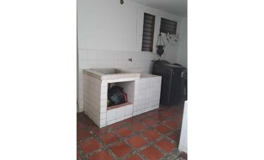 CASA MAS APARTAMENTO EN VENTA EN LA CASTELLANA MONTERIA