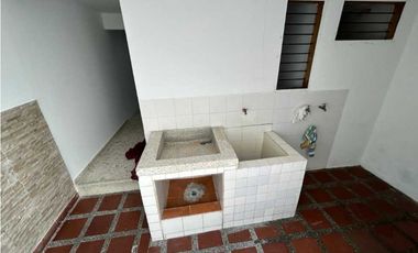 CASA MAS APARTAMENTO EN VENTA EN LA CASTELLANA MONTERIA