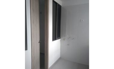 VENDE APARTAMENTO  EN EL RECREO