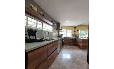 CASA EN VENTA EN CONJUNTO CERRADO AL NORTE DE MONTERIA