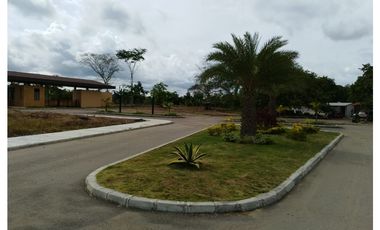 VENDE LOTE EN CONJUNTO CERRADO EN MONTERIA CORDOBA