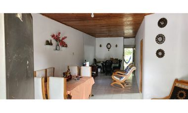 CASA EN VENTA EN GARZONES